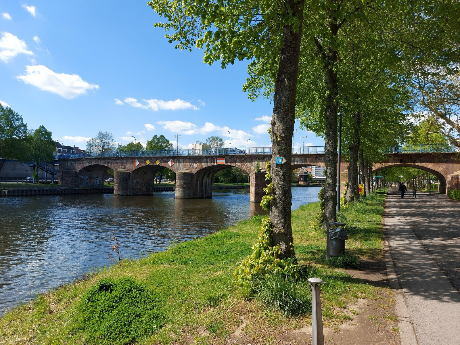 Alte Brücke (Saarbrücken) – Photo: JeSchub