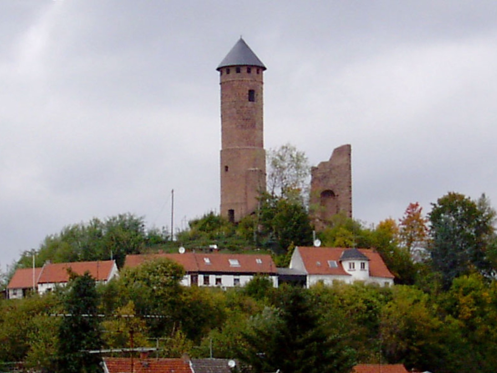 Burg Kirkel – Photo: Christian Bohr at de.wikipedia