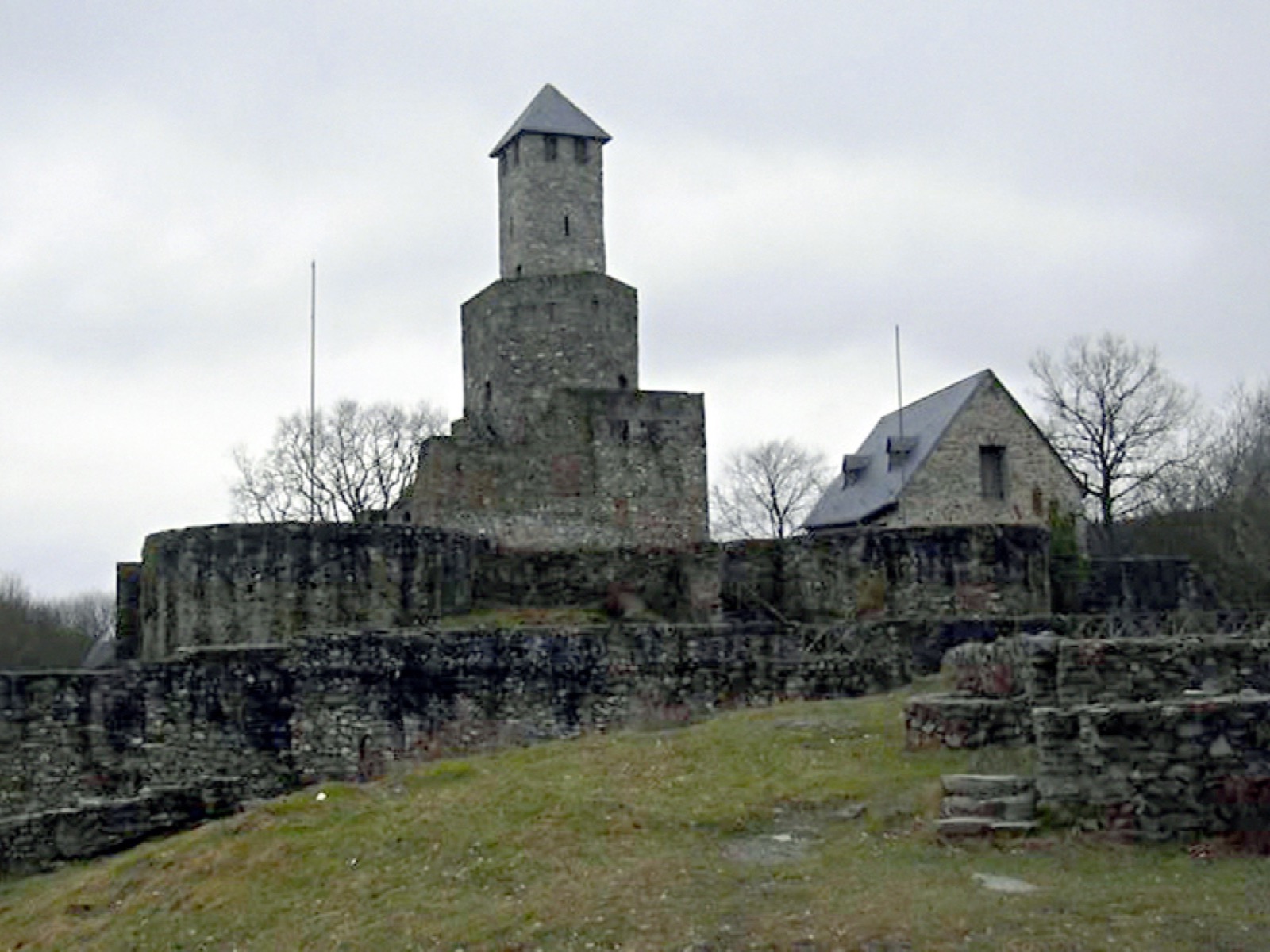 Grimburg – Photo: Ssch
