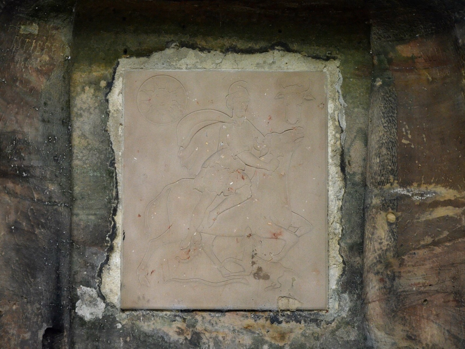 Mithras-Heiligtum am Halberg – Photo: Carole Raddato from FRANKFURT, Germany