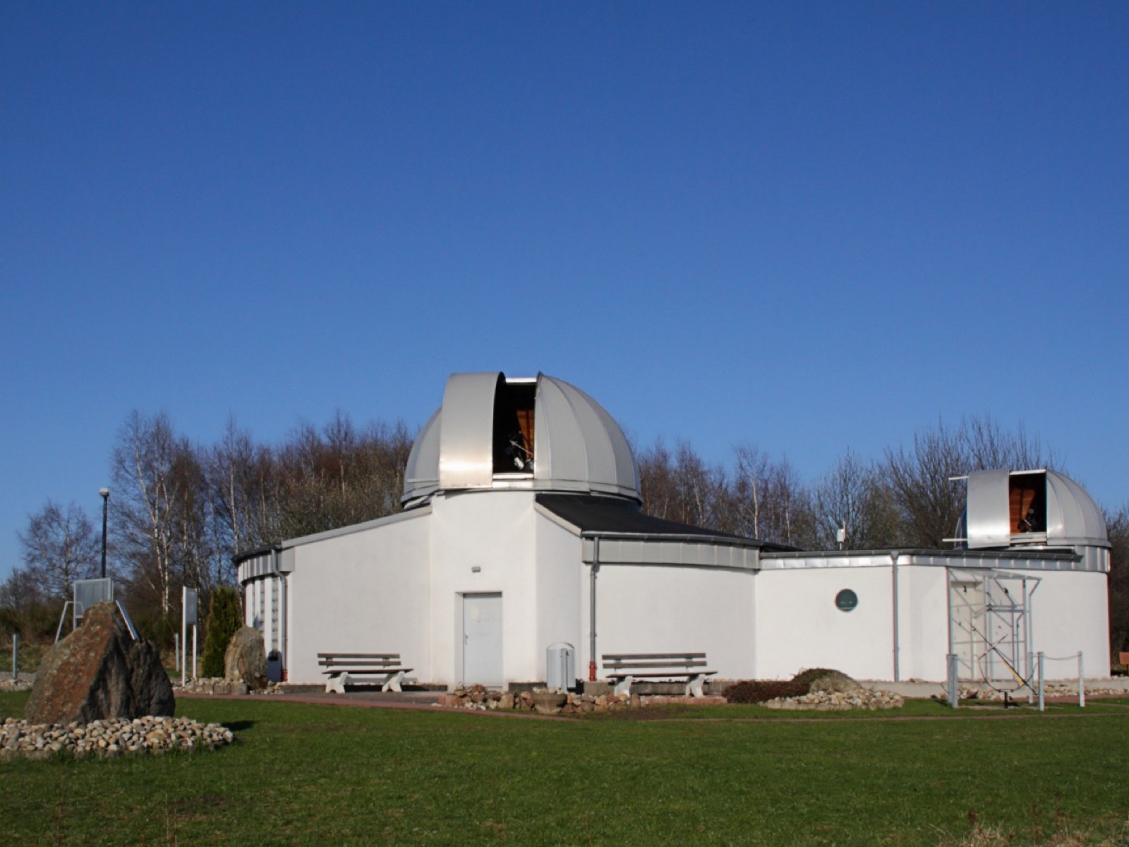Sternwarte Peterberg – Photo: Philippe Grand-Montagne
